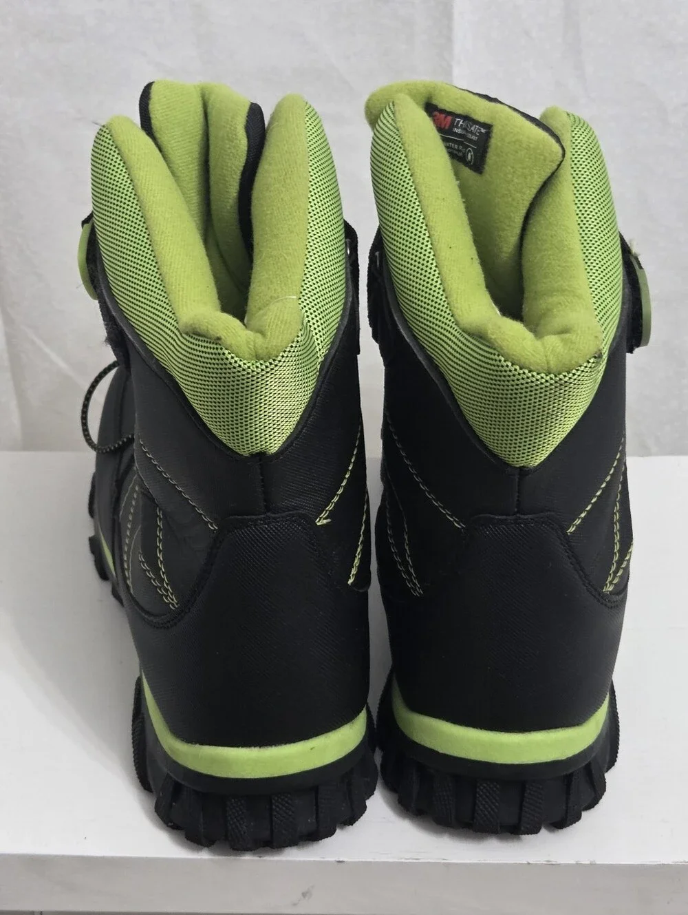 DSG Dicks Sporting Goods 3M Thinsulate Youth Menace Wintet Snow Boots Size 5